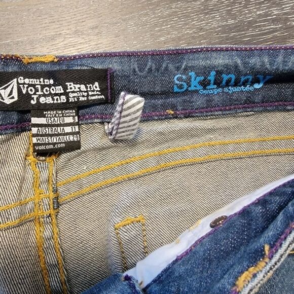 Volcom Colette Skinny Jeans Size 9 NWT - Picture 5 of 6
